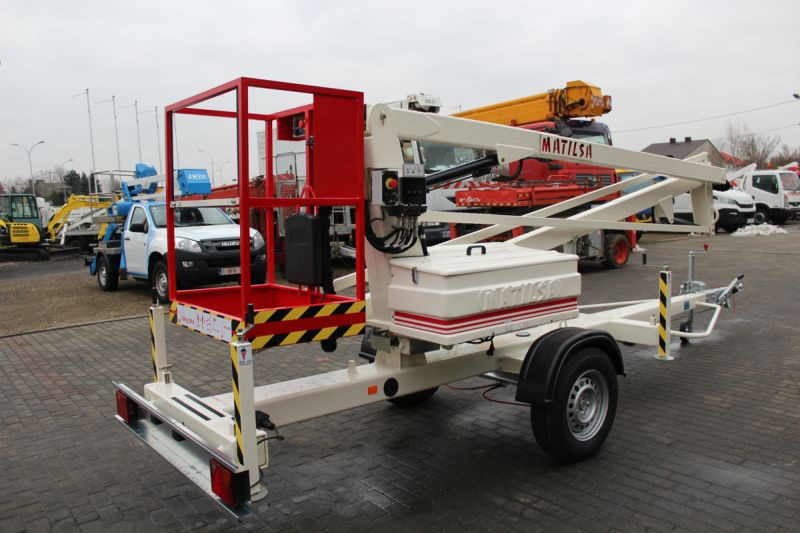 Nowy podnośnik na przyczepie Matilsa Parma 12 - Prívesná plošina: obrázok 3 Nowy podnośnik na przyczepie Matilsa Parma 12 - Prívesná plošina: obrázok 3