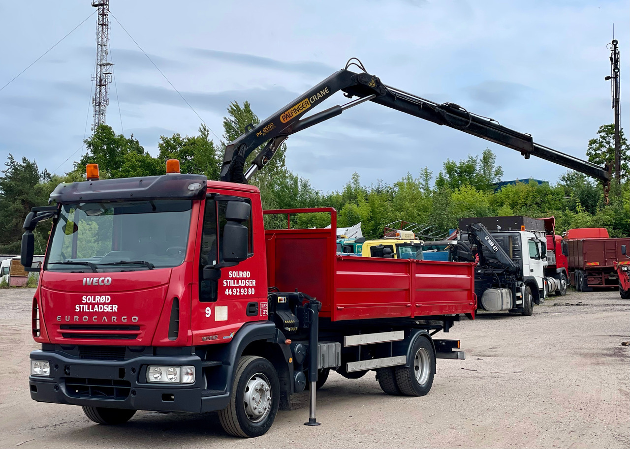 IVECO EUROCARGO - Auto s hydraulickou rukou: obrázok 3 IVECO EUROCARGO - Auto s hydraulickou rukou: obrázok 3
