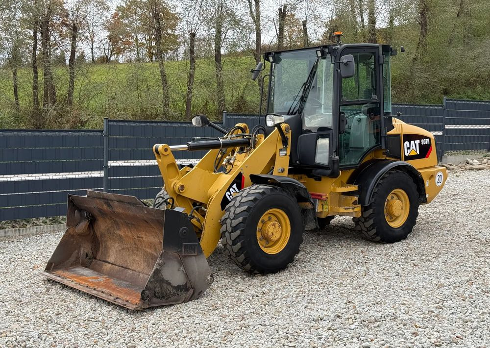 Caterpillar * CAT 907 H * Ładowarka * Sprowadzona * Bardzo Dobry Stan - Kolesový nakladač: obrázok 1 Caterpillar * CAT 907 H * Ładowarka * Sprowadzona * Bardzo Dobry Stan - Kolesový nakladač: obrázok 1