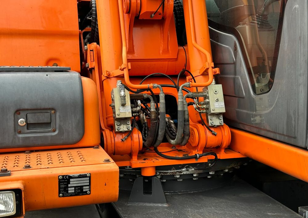 Kolesové rýpadlo Doosan * DOOSAN DX160W *ROTOTILT* GPS 2D Leica * Sprowadzona * Stan Perfekcyjny * Koparka Kołowa *: obrázok 9 Kolesové rýpadlo Doosan * DOOSAN DX160W *ROTOTILT* GPS 2D Leica * Sprowadzona * Stan Perfekcyjny * Koparka Kołowa *: obrázok 9