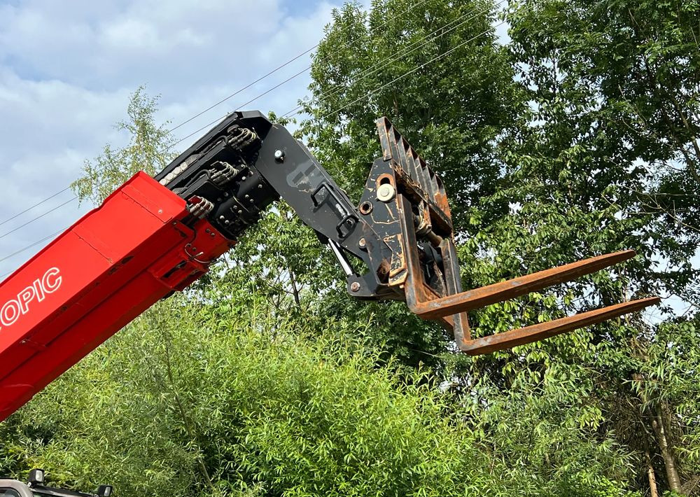 Manitou ŁADOWARKA TELESKOPOWA MANITOU MRT 2150 STAN IDEALNY - Iné stroje: obrázok 3 Manitou ŁADOWARKA TELESKOPOWA MANITOU MRT 2150 STAN IDEALNY - Iné stroje: obrázok 3