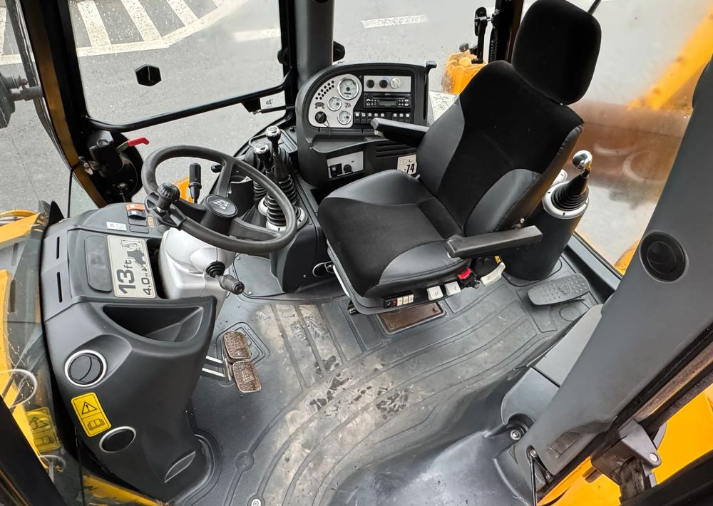 Rýpadlo-nakladač JCB * 3CX * JCB CONTRACTOR * Koparko Ładowarka Bardzo Dobry Stan: obrázok 12 Rýpadlo-nakladač JCB * 3CX * JCB CONTRACTOR * Koparko Ładowarka Bardzo Dobry Stan: obrázok 12