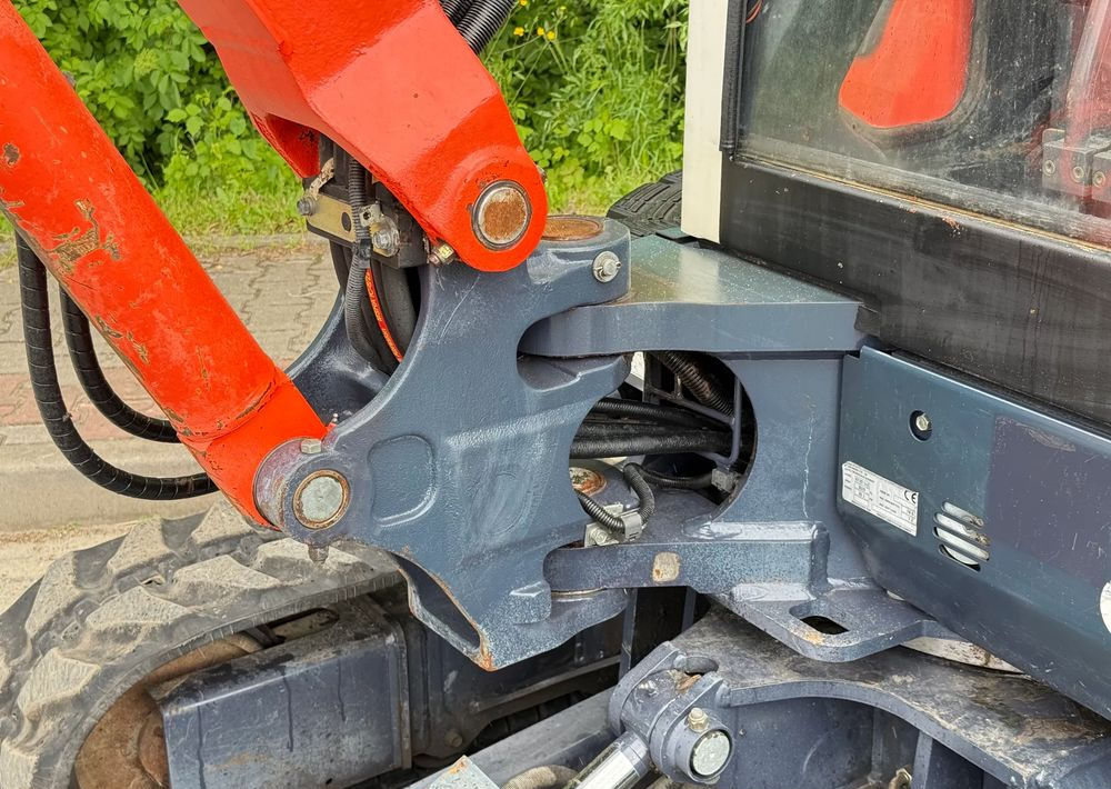 Mini rýpadlo Kubota * Sprowadzona * Minikoparka * Kubota KX 101-3Q2 * 3.6 Tony *: obrázok 8 Mini rýpadlo Kubota * Sprowadzona * Minikoparka * Kubota KX 101-3Q2 * 3.6 Tony *: obrázok 8