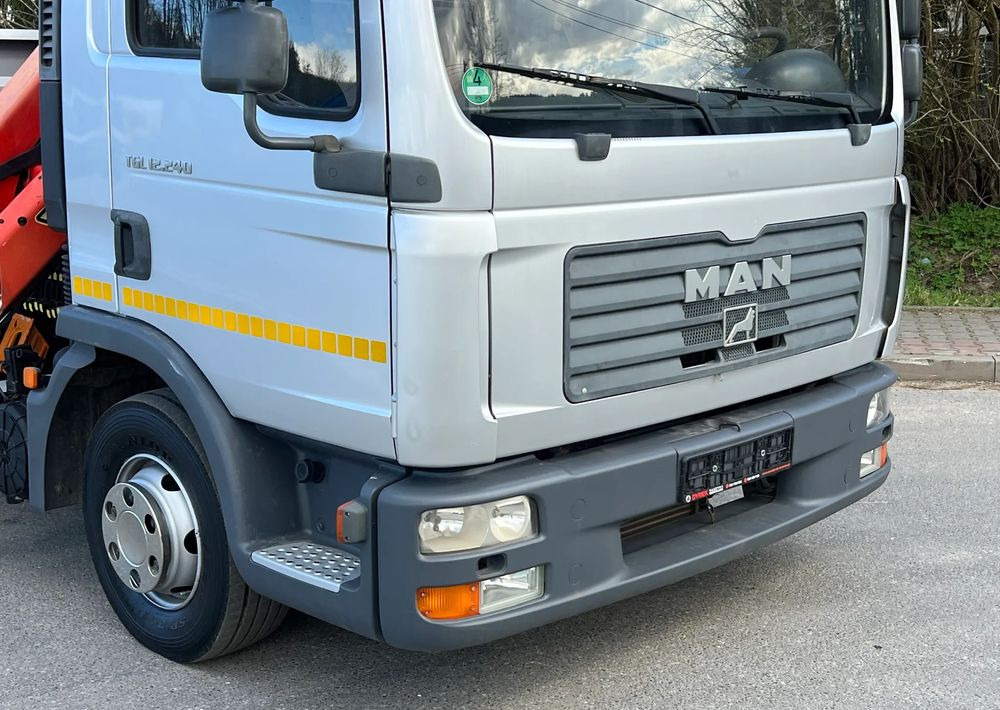 MAN MAN TGL 12-240 Kiper Wywrotka 4x2 Kran PALFINGER PK 12500 BARDZO DOBRY STAN - Sklápač: obrázok 4 MAN MAN TGL 12-240 Kiper Wywrotka 4x2 Kran PALFINGER PK 12500 BARDZO DOBRY STAN - Sklápač: obrázok 4