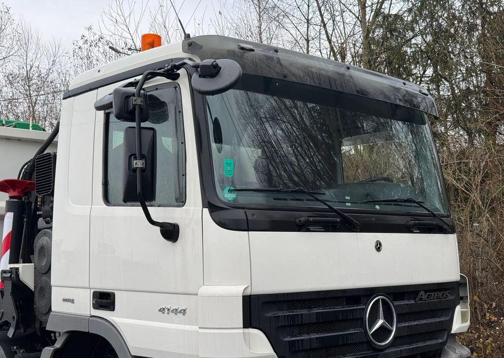 Mercedes-Benz * HDS Palfinger 150002 + FLY JIB PJ 170 * Mercedes Actros 8x6 * Dźwig * 40 TON * Wyciągarka * 35 Metrów * Kosz * - Valníkový/ Plošinový nákladný automobil, Auto s hydraulickou rukou: obrázok 4 Mercedes-Benz * HDS Palfinger 150002 + FLY JIB PJ 170 * Mercedes Actros 8x6 * Dźwig * 40 TON * Wyciągarka * 35 Metrów * Kosz * - Valníkový/ Plošinový nákladný automobil, Auto s hydraulickou rukou: obrázok 4