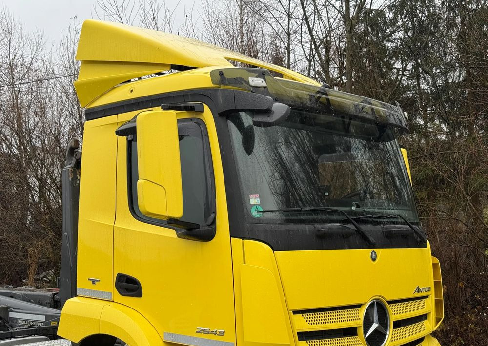 Mercedes-Benz * Hakowiec * Mercedes Antos 2543 * Sprowadzony * Stan Perfekcyjny - Hákový nosič kontajnerov: obrázok 5 Mercedes-Benz * Hakowiec * Mercedes Antos 2543 * Sprowadzony * Stan Perfekcyjny - Hákový nosič kontajnerov: obrázok 5
