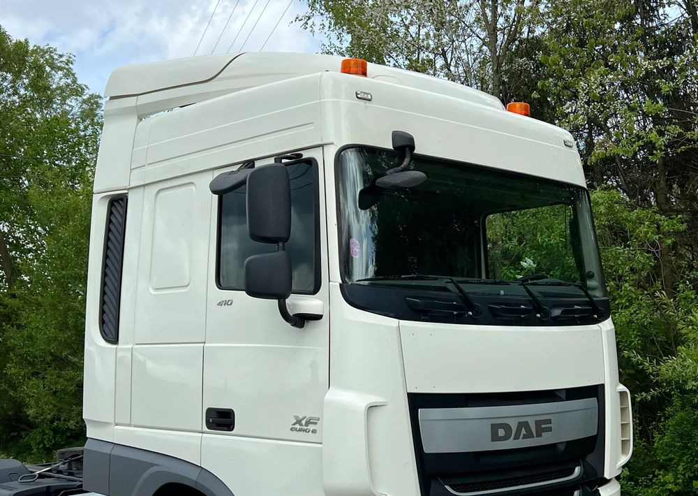 DAF * DAF XF 106 * SPROWADZONY * SUPER STAN CIĄGNIK SIODŁOWY Euro 6 - Ťahač: obrázok 3 DAF * DAF XF 106 * SPROWADZONY * SUPER STAN CIĄGNIK SIODŁOWY Euro 6 - Ťahač: obrázok 3