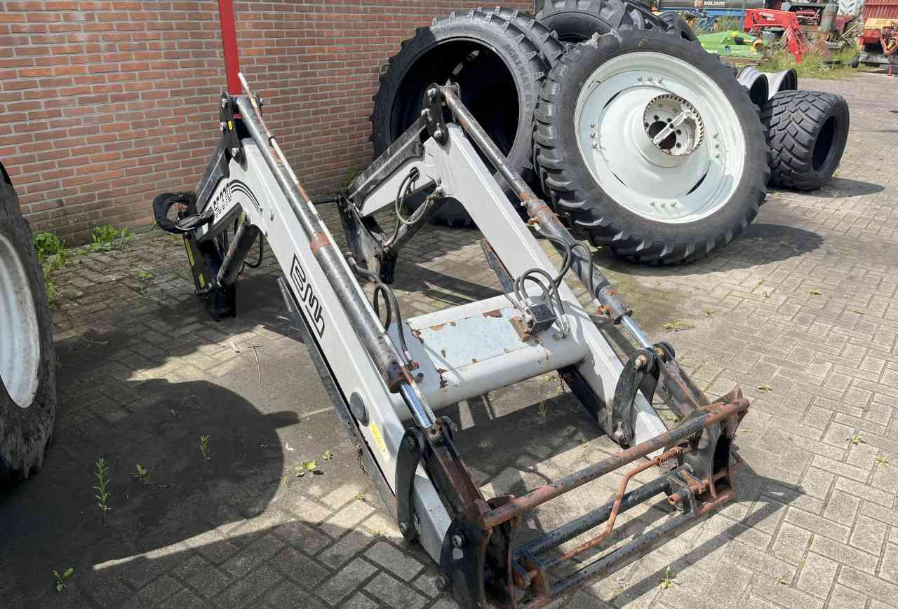 BMH Palas SC 370 Front-laders / Frontlader / Voorlader / Tractoren - Predný nakladač na traktor: obrázok 2 BMH Palas SC 370 Front-laders / Frontlader / Voorlader / Tractoren - Predný nakladač na traktor: obrázok 2