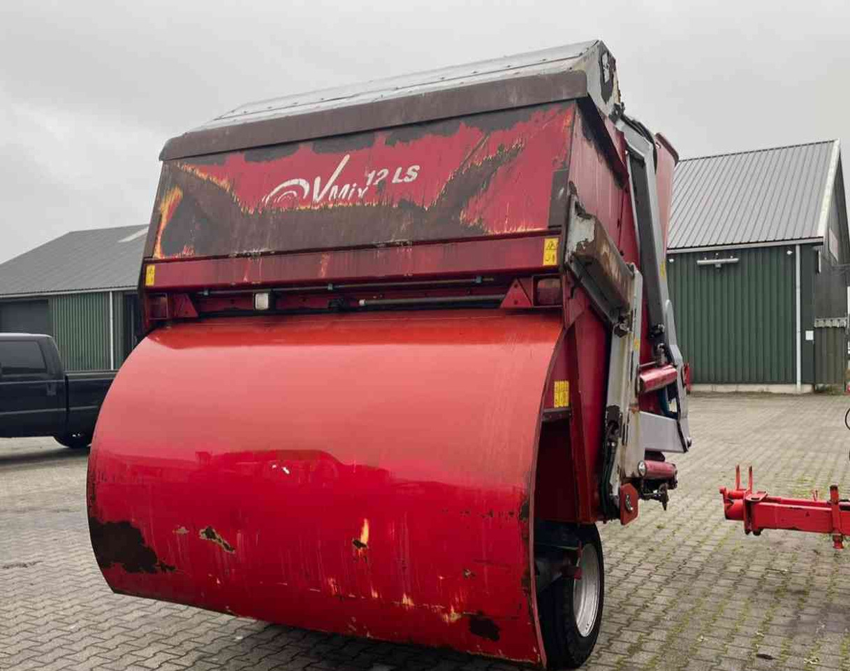 BVL V-Mix 12 LS Voermengwagen Voermachines - Kŕmny voz: obrázok 5 BVL V-Mix 12 LS Voermengwagen Voermachines - Kŕmny voz: obrázok 5