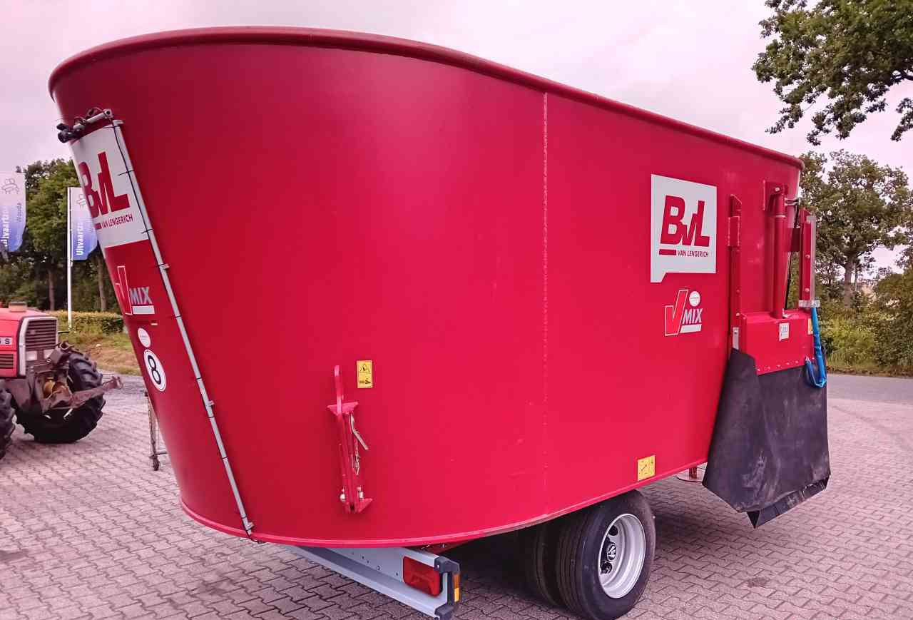BVL V-Mix Plus 22-2S Voermengwagen Voermachines - Kŕmny voz: obrázok 2 BVL V-Mix Plus 22-2S Voermengwagen Voermachines - Kŕmny voz: obrázok 2
