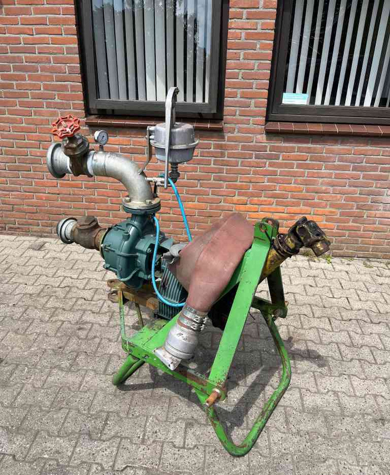 Caprari MEC-DMR65-2/2A Waterpomp aftakas aangedreven beregening - Zavlažovací systém: obrázok 2 Caprari MEC-DMR65-2/2A Waterpomp aftakas aangedreven beregening - Zavlažovací systém: obrázok 2