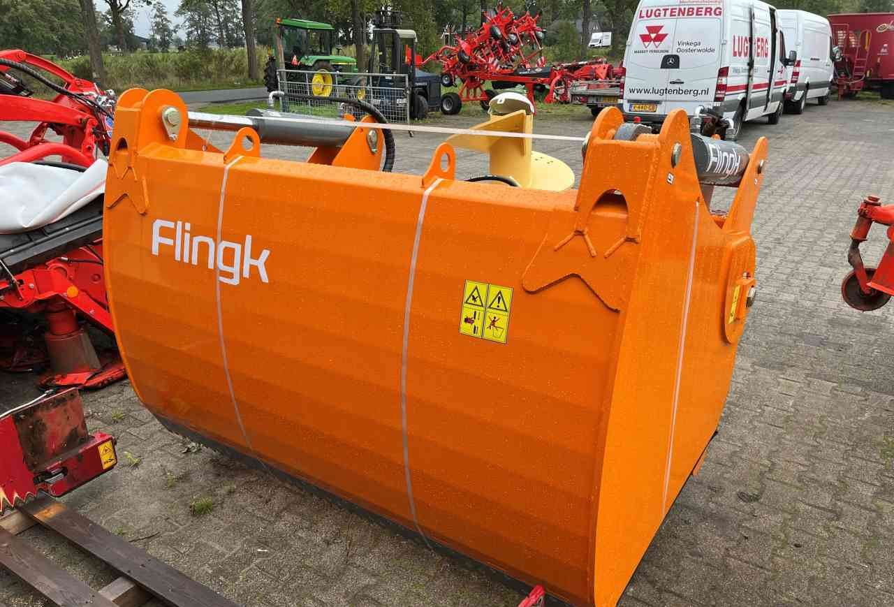 Flingk KHL2 2000T Kuilhapper tandenbodem nieuw voermachines - Stroj na silážovanie: obrázok 1 Flingk KHL2 2000T Kuilhapper tandenbodem nieuw voermachines - Stroj na silážovanie: obrázok 1