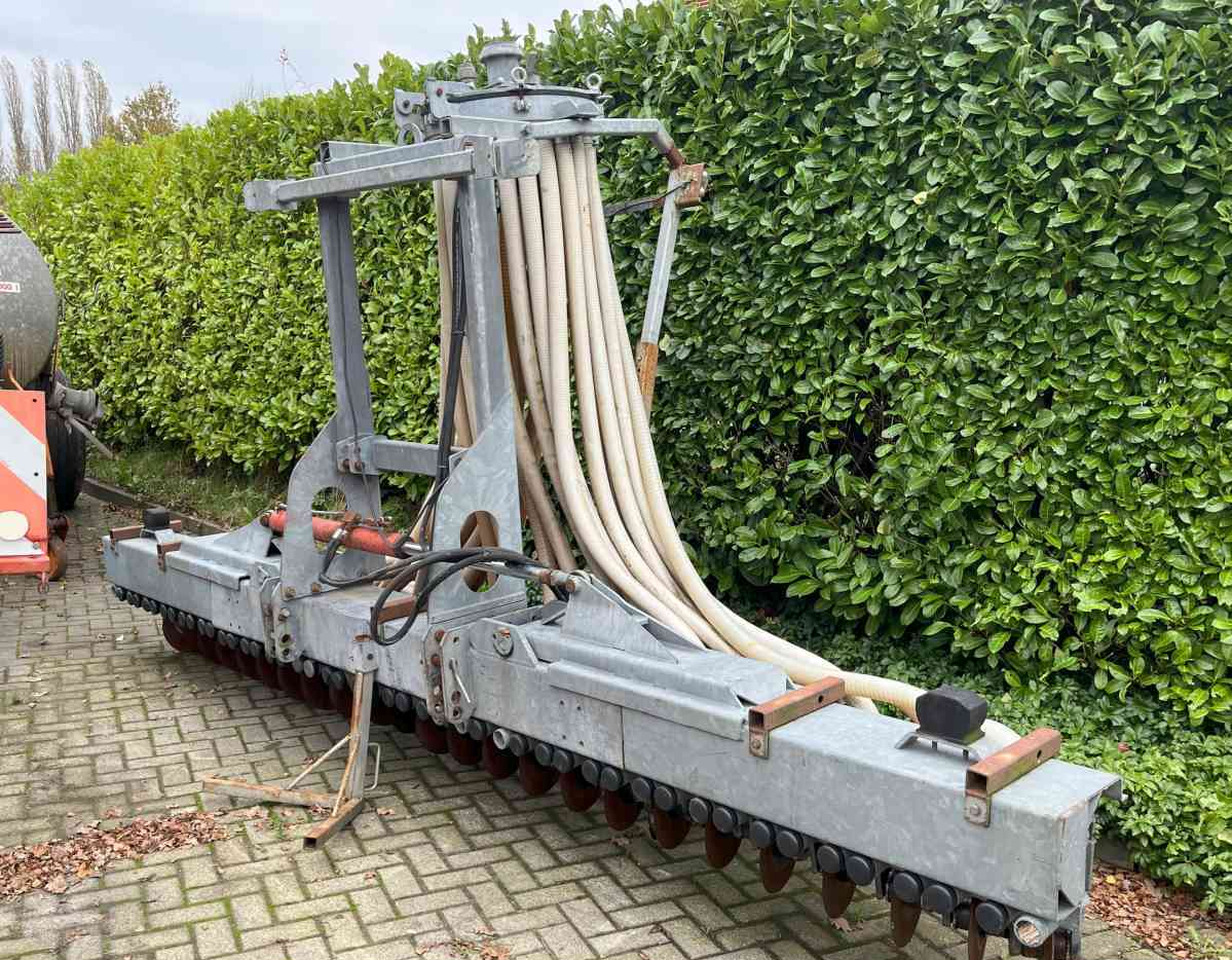 Jako ZBM 480 Zodebemester graslandbemester injecteur mestverwerking - Aplikátor kejdy: obrázok 1 Jako ZBM 480 Zodebemester graslandbemester injecteur mestverwerking - Aplikátor kejdy: obrázok 1