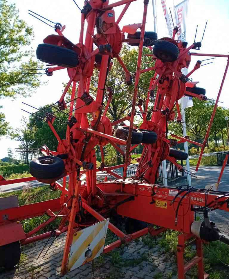 Kuhn GF10601TO schudder, weidebouwmachines - Obracač sena: obrázok 4 Kuhn GF10601TO schudder, weidebouwmachines - Obracač sena: obrázok 4