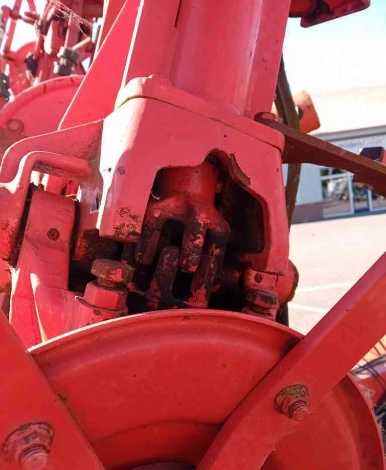 Kuhn GF10601TO schudder, weidebouwmachines - Obracač sena: obrázok 5 Kuhn GF10601TO schudder, weidebouwmachines - Obracač sena: obrázok 5