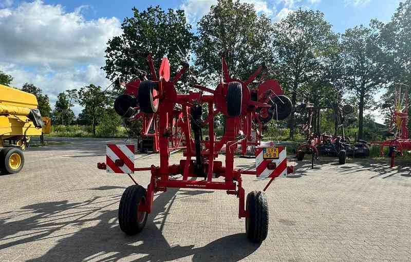 Lely Lotus 900 - Obracač sena: obrázok 4 Lely Lotus 900 - Obracač sena: obrázok 4