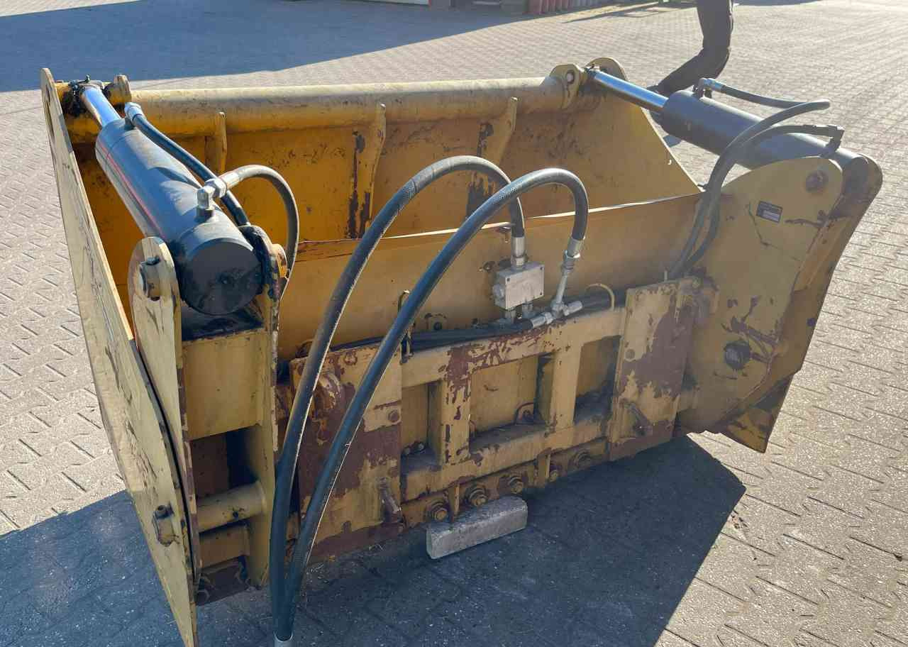 Mammut Kuilhapper Euro aansluiting voermachines - Stroj na silážovanie: obrázok 4 Mammut Kuilhapper Euro aansluiting voermachines - Stroj na silážovanie: obrázok 4