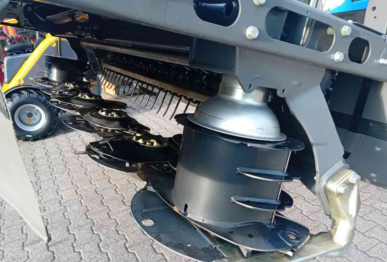 Massey Ferguson DM316 FP-KC schijvenmaaier weidebouwmachines - Kosačka: obrázok 5 Massey Ferguson DM316 FP-KC schijvenmaaier weidebouwmachines - Kosačka: obrázok 5