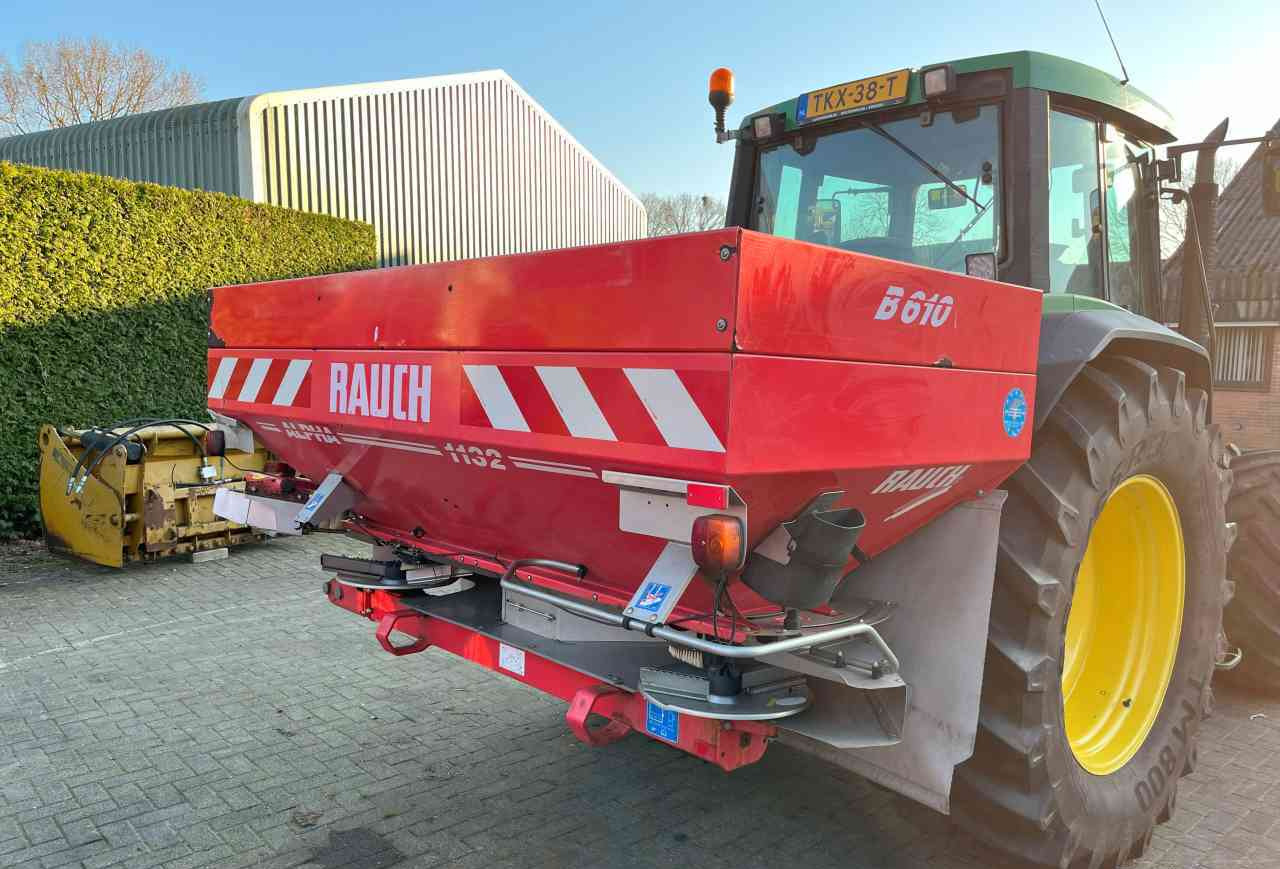 Rauch ALPHA 1132 kunstmeststrooier mestverwerking - Rozmetač hnojiva: obrázok 1 Rauch ALPHA 1132 kunstmeststrooier mestverwerking - Rozmetač hnojiva: obrázok 1
