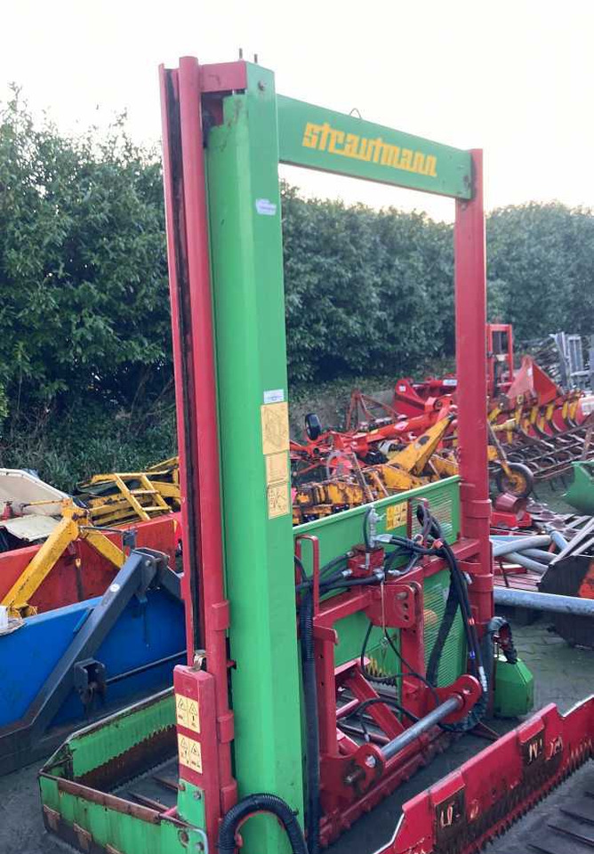 Strautmann HQ 3800 kuilsnijder voermachines - Stroj na silážovanie: obrázok 5 Strautmann HQ 3800 kuilsnijder voermachines - Stroj na silážovanie: obrázok 5