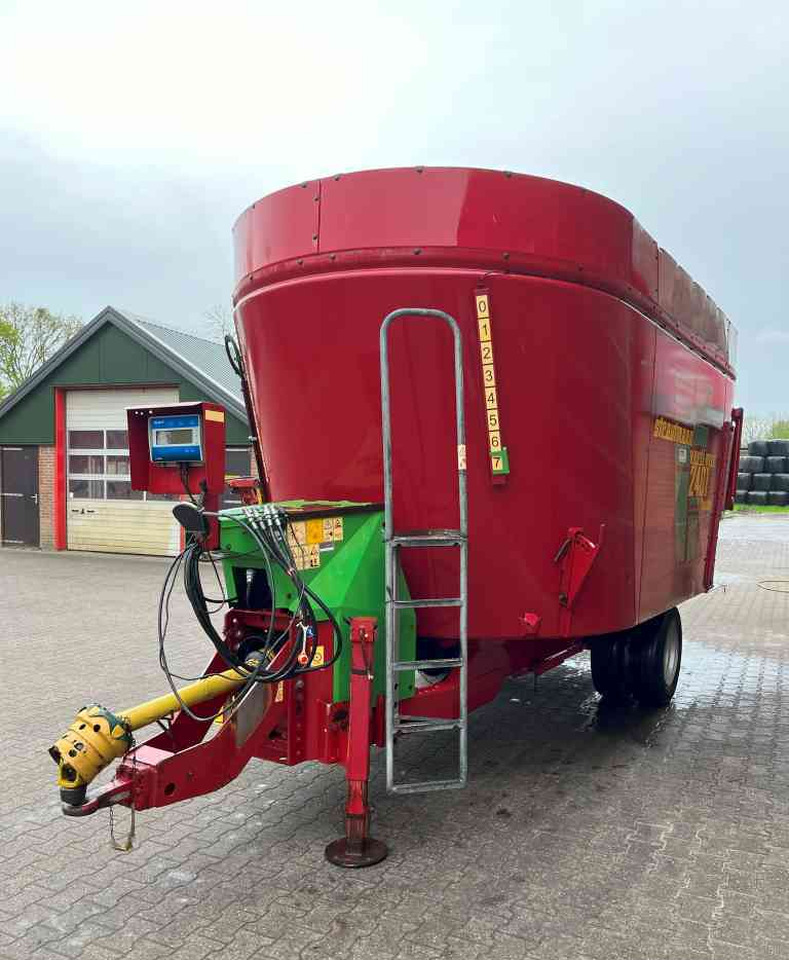 Strautmann Verti-Mix 2401 Voermengwagen, voerwagen, mixer, voermachines - Kŕmny voz: obrázok 4 Strautmann Verti-Mix 2401 Voermengwagen, voerwagen, mixer, voermachines - Kŕmny voz: obrázok 4