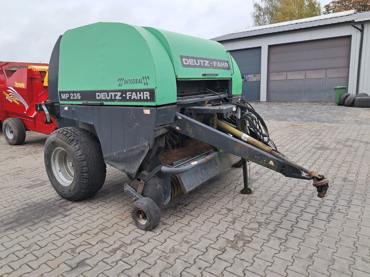 Deutz fahr MP235 - Lis na okrúhle balíky: obrázok 2 Deutz fahr MP235 - Lis na okrúhle balíky: obrázok 2