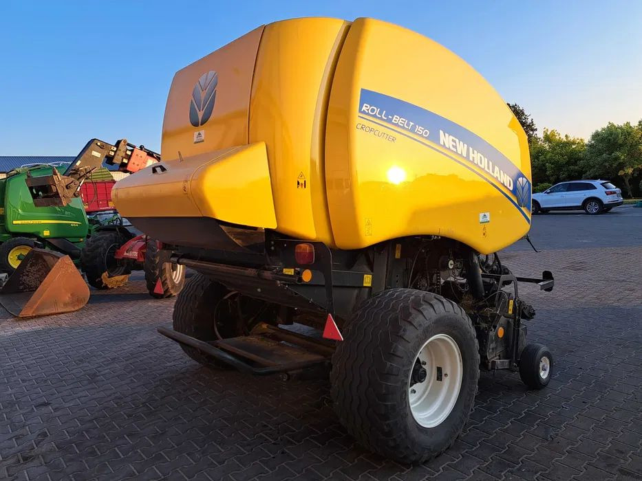 New Holland ROLL-BELT 150 cropcutter - Lis na okrúhle balíky: obrázok 3 New Holland ROLL-BELT 150 cropcutter - Lis na okrúhle balíky: obrázok 3