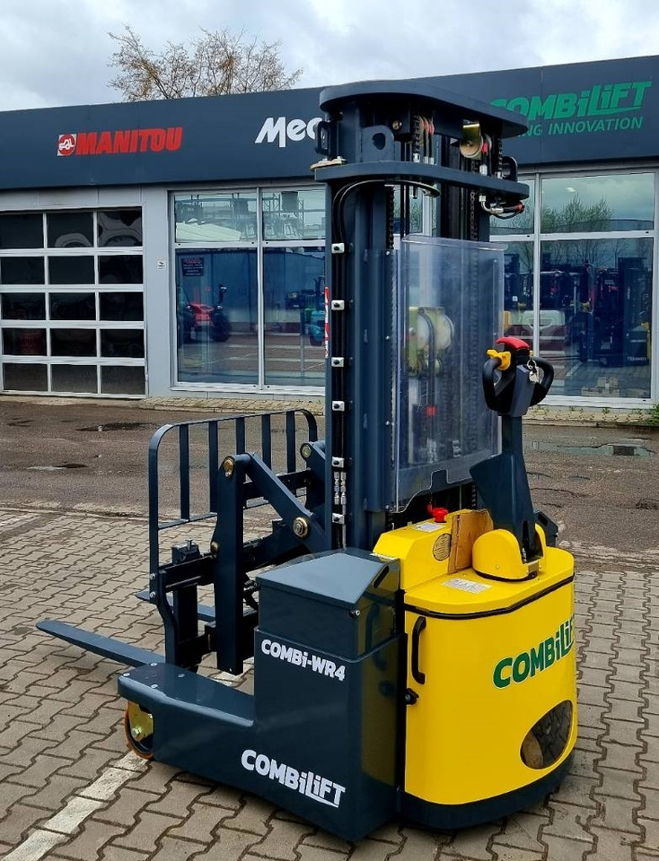Aisle-Master WR4 - BRAND NEW on stock ! - 4-cestný skladový zakladač: obrázok 2 Aisle-Master WR4 - BRAND NEW on stock ! - 4-cestný skladový zakladač: obrázok 2