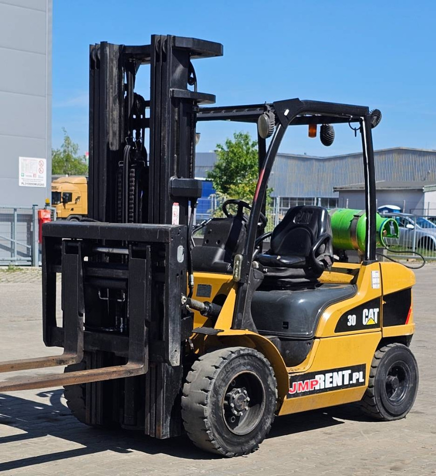CAT GP 30 N - Plynový vysokozdvižný vozík: obrázok 5 CAT GP 30 N - Plynový vysokozdvižný vozík: obrázok 5