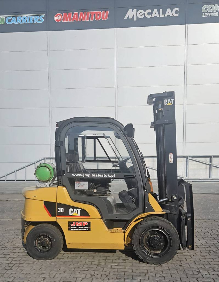 CAT GP 30 N - Plynový vysokozdvižný vozík: obrázok 4 CAT GP 30 N - Plynový vysokozdvižný vozík: obrázok 4