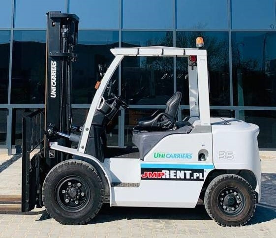 UniCarriers D1F4A35 GX35  - Dieselový vysokozdvižný vozík: obrázok 2 UniCarriers D1F4A35 GX35  - Dieselový vysokozdvižný vozík: obrázok 2
