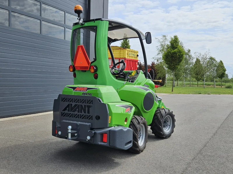 Avant 528 Rental mini-shovel - Pásový šmykom riadený nakladač: obrázok 4 Avant 528 Rental mini-shovel - Pásový šmykom riadený nakladač: obrázok 4