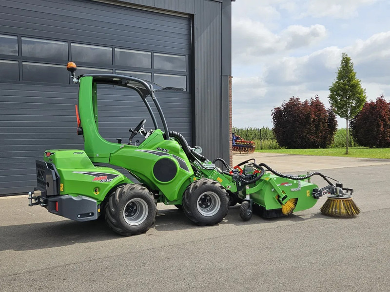 Avant 645i Rental mini-shovel - Pásový šmykom riadený nakladač: obrázok 3 Avant 645i Rental mini-shovel - Pásový šmykom riadený nakladač: obrázok 3