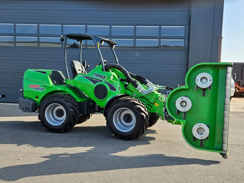 Avant 860i TDL mini-shovel - Pásový šmykom riadený nakladač: obrázok 2 Avant 860i TDL mini-shovel - Pásový šmykom riadený nakladač: obrázok 2