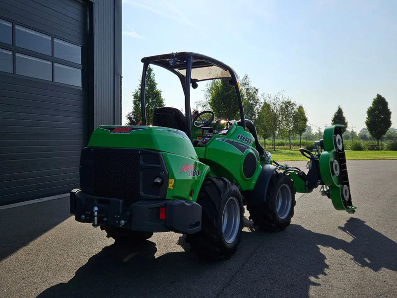 Avant 860i TDL mini-shovel - Pásový šmykom riadený nakladač: obrázok 5 Avant 860i TDL mini-shovel - Pásový šmykom riadený nakladač: obrázok 5