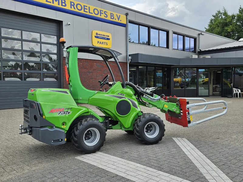 Avant Mini-shovel 735i Rental met Kemp balenklem - Pásový šmykom riadený nakladač: obrázok 4 Avant Mini-shovel 735i Rental met Kemp balenklem - Pásový šmykom riadený nakladač: obrázok 4