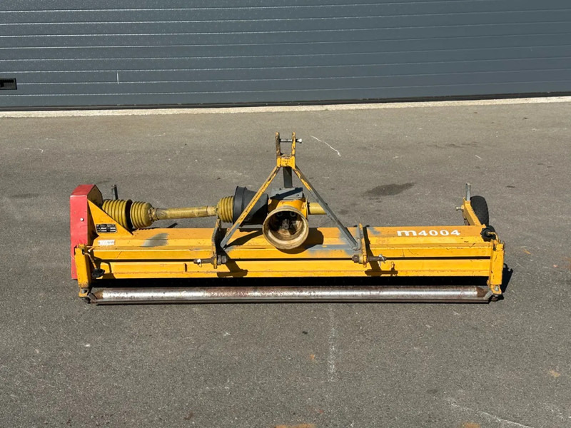 Diversen Verticuteermachine M4004 - Záhradný kultivátor: obrázok 2 Diversen Verticuteermachine M4004 - Záhradný kultivátor: obrázok 2