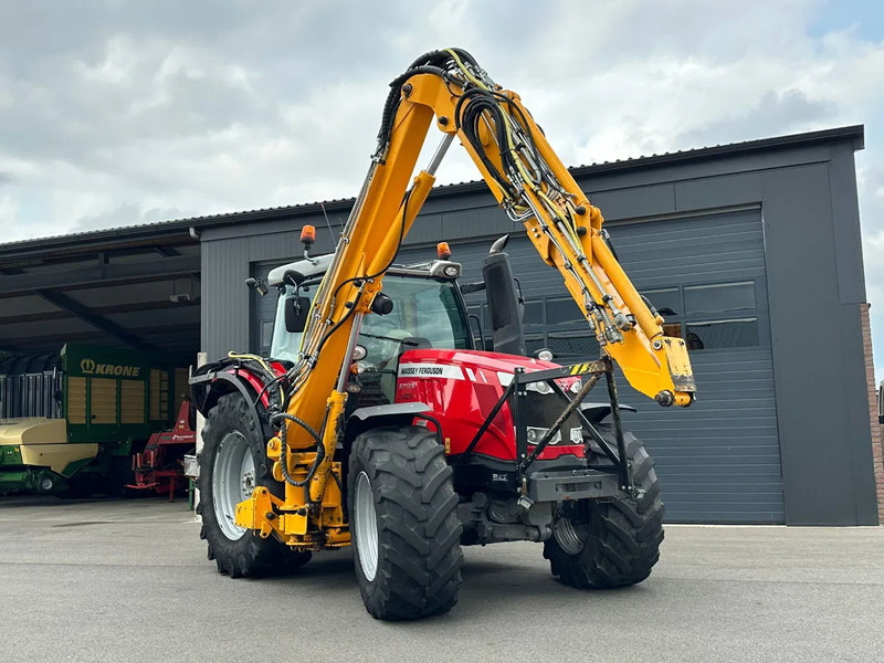 Massey Ferguson 6713S Dyna 6 - Traktor: obrázok 1 Massey Ferguson 6713S Dyna 6 - Traktor: obrázok 1