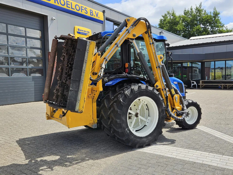 New Holland Boomer 3050 met Bos Maaiarm - Kompaktný traktor: obrázok 4 New Holland Boomer 3050 met Bos Maaiarm - Kompaktný traktor: obrázok 4