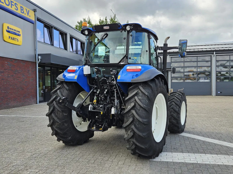 New Holland T5.85 Dual command - Traktor: obrázok 5 New Holland T5.85 Dual command - Traktor: obrázok 5