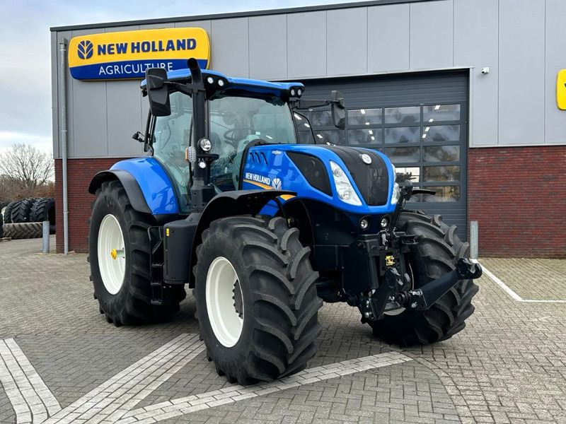 New Holland T7.245 Autocommand - Traktor: obrázok 2 New Holland T7.245 Autocommand - Traktor: obrázok 2