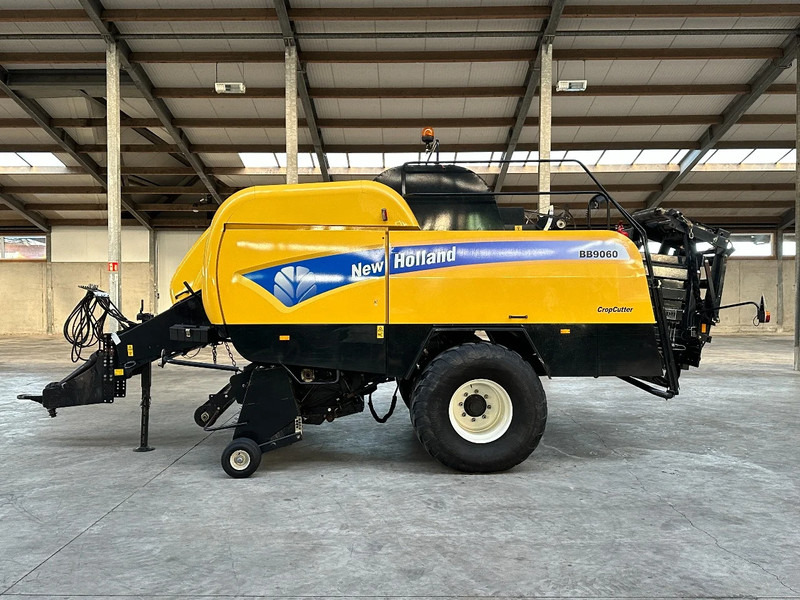 New Holland BB9060 Cropcutter - Poľnohospodárske stroje: obrázok 3 New Holland BB9060 Cropcutter - Poľnohospodárske stroje: obrázok 3