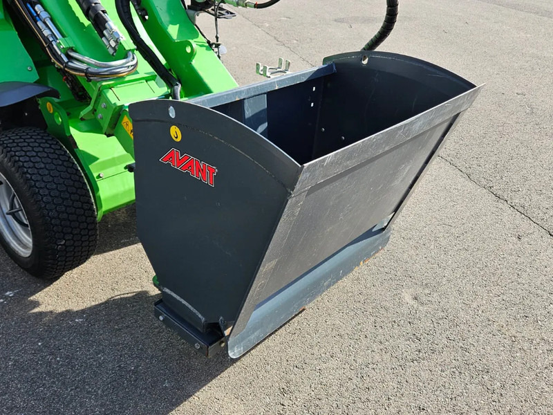 Avant 900 Zand- en zoutstrooier - Príslušenstvo pre Poľnohospodárske stroje: obrázok 1 Avant 900 Zand- en zoutstrooier - Príslušenstvo pre Poľnohospodárske stroje: obrázok 1