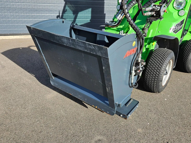 Avant 900 Zand- en zoutstrooier - Príslušenstvo pre Poľnohospodárske stroje: obrázok 4 Avant 900 Zand- en zoutstrooier - Príslušenstvo pre Poľnohospodárske stroje: obrázok 4