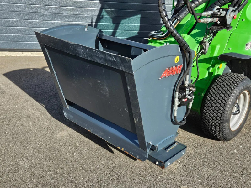 Avant 900 Zand- en zoutstrooier - Príslušenstvo pre Poľnohospodárske stroje: obrázok 3 Avant 900 Zand- en zoutstrooier - Príslušenstvo pre Poľnohospodárske stroje: obrázok 3