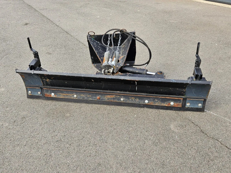 Avant Dozerblad / Sneeuwschuif - Príslušenstvo pre Poľnohospodárske stroje: obrázok 2 Avant Dozerblad / Sneeuwschuif - Príslušenstvo pre Poľnohospodárske stroje: obrázok 2