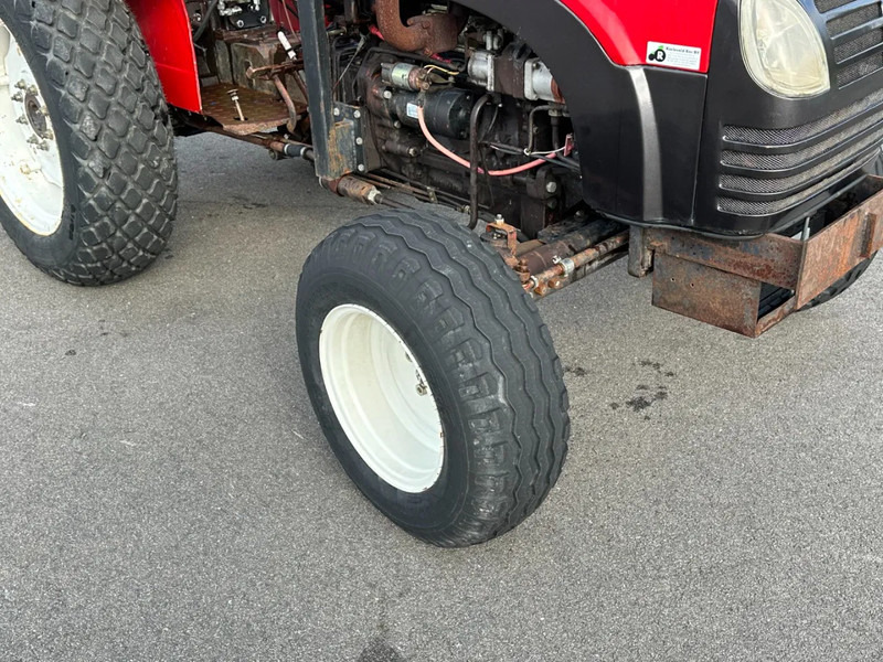 YTO 400 2-wd - Traktor: obrázok 4 YTO 400 2-wd - Traktor: obrázok 4