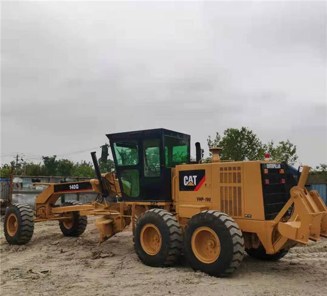 CAT Caterpillar 140 G Motor Grader Warranty up to 10 YEARS | CAT Caterpillar 140 G рівнинна машина Гарантія до 10 РОКІВ - Zrovnávač: obrázok 1 CAT Caterpillar 140 G Motor Grader Warranty up to 10 YEARS | CAT Caterpillar 140 G рівнинна машина Гарантія до 10 РОКІВ - Zrovnávač: obrázok 1