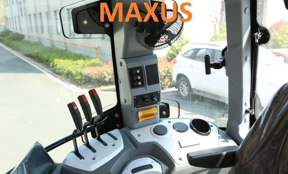 NEW MAXUS 280 HP 4x4 Tractor Warranty НОВИЙ MAXUS 280 К.с. 4x4 Трактор Гарантія NOWY Ciągnik 280 KM 4x4 MAXUS Gwarancja - Traktor: obrázok 2 NEW MAXUS 280 HP 4x4 Tractor Warranty НОВИЙ MAXUS 280 К.с. 4x4 Трактор Гарантія NOWY Ciągnik 280 KM 4x4 MAXUS Gwarancja - Traktor: obrázok 2