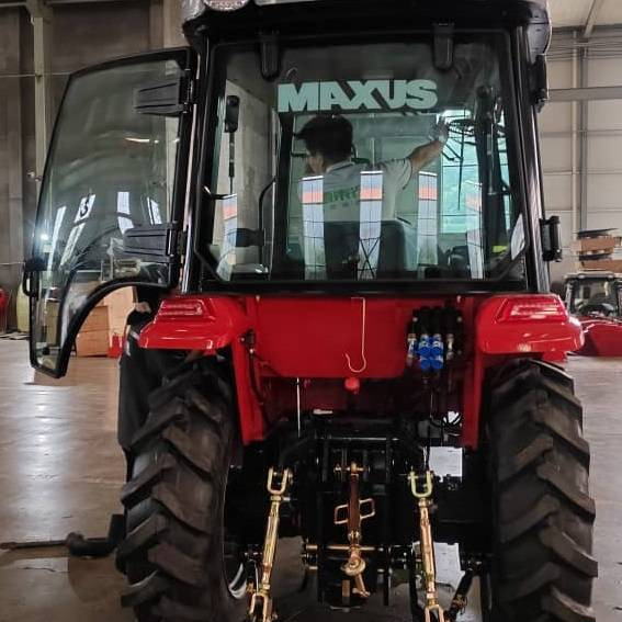 NEW MAXUS 70 HP 4x4 Export Tractor Warranty up to 10 YEARS НОВИЙ Трактор 70 К.с. 4x4 MAXUS Експорт Гарантія до 10 РОКІВ NOWY Ciągnik 70 KM 4x4 MAXUS Export Gwarancja do 10 LAT - Traktor: obrázok 3 NEW MAXUS 70 HP 4x4 Export Tractor Warranty up to 10 YEARS НОВИЙ Трактор 70 К.с. 4x4 MAXUS Експорт Гарантія до 10 РОКІВ NOWY Ciągnik 70 KM 4x4 MAXUS Export Gwarancja do 10 LAT - Traktor: obrázok 3